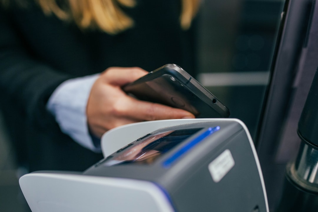 Tips Belanja Online Aman: Cermat dan Teliti Sebelum Membeli